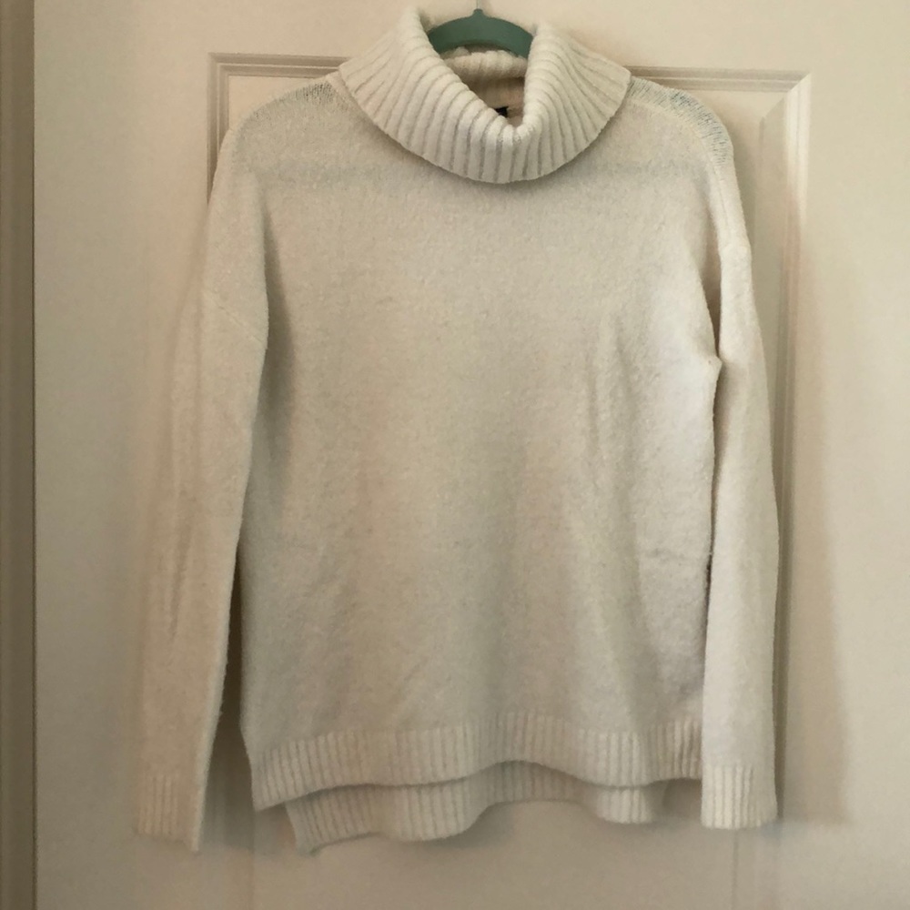 Ann Taylor turtleneck sweater